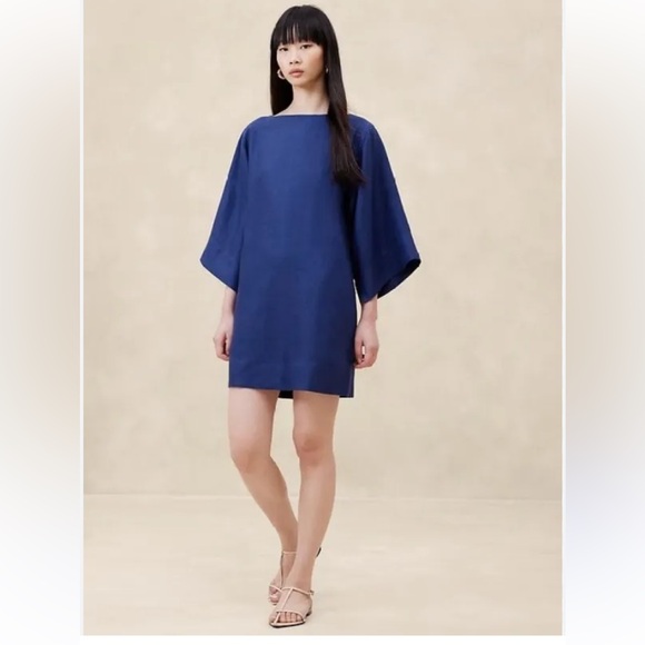 Banana Republic Dresses & Skirts - Banana Republic Navy Blue Mini Dress